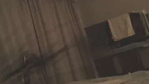 갑작스런 딥쓰롯 입싸에 빡쳐버린 대딸방 업소녀 - 실시간 국산야동 국산야동