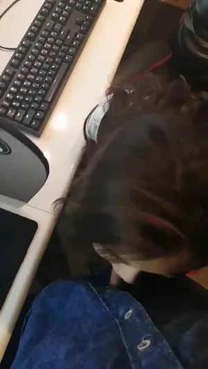 심야 pc방 사까시녀