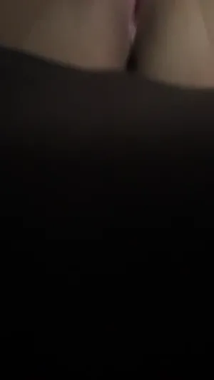 돌싱섹파가 보내준 보지비비기 영상모음